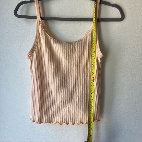 Old Navy Ribbed Peach Tank Top Women’s Medium Stretch Cami Basic Summer Layer - Picture 6 of 9